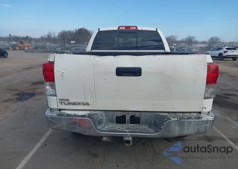 2011 Toyota Tundra Grade 4.6L V8 из США, поврежденный, VIN 5TFRM5F19BX023604